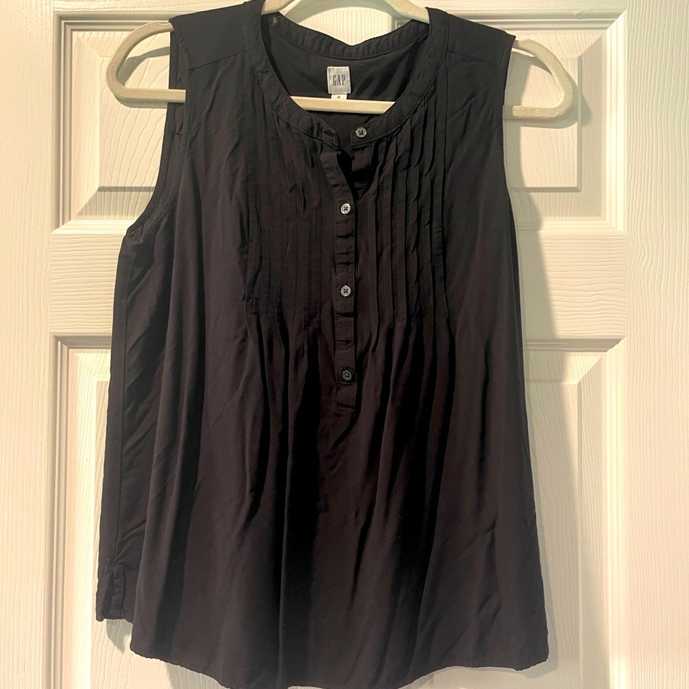 Gap Tank Top